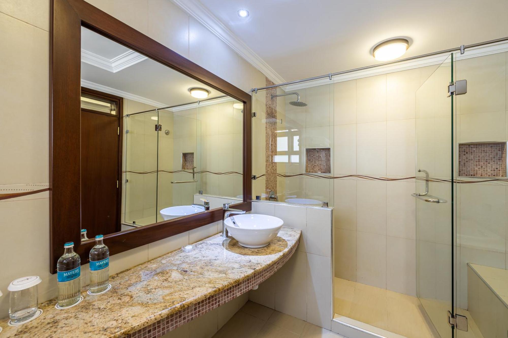 Enashipai Resort & Spa Naivasha Extérieur photo