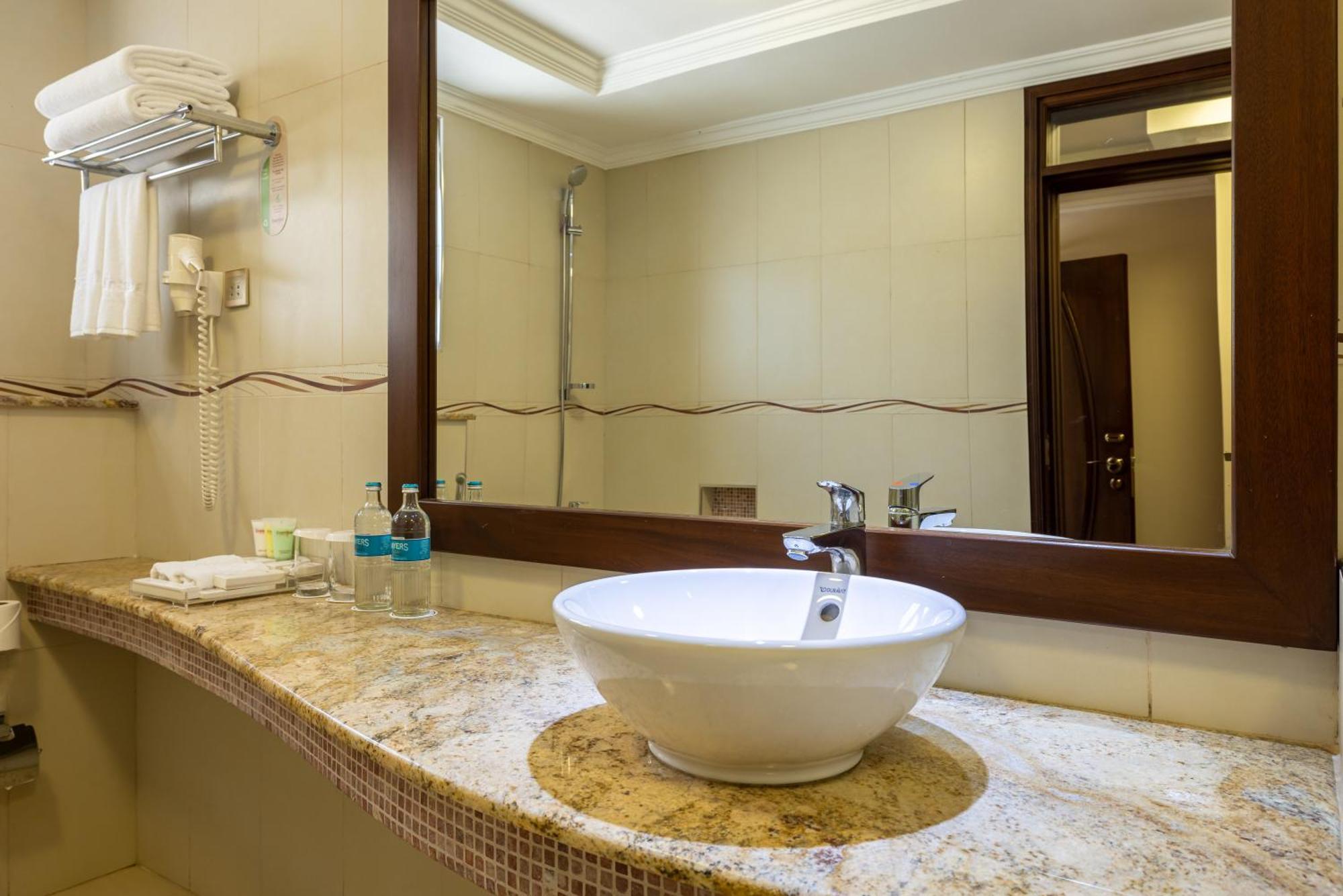 Enashipai Resort & Spa Naivasha Extérieur photo